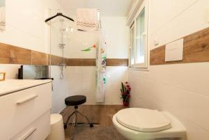 Studio cosy à Plouédern, 18 m² avec jardin et parking