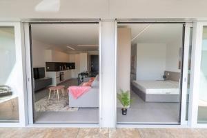 Argento Spectacular and Modern 5 for 3 guests -By EasyLife Swiss