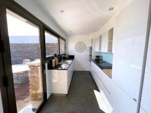 Villa for 8 people in an estate near the sea