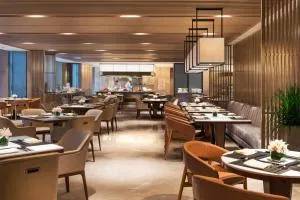 Courtyard by Marriott Zhengzhou East - Huanglongsi