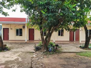 RedDoorz Syariah near Terminal Alam Barajo Jambi