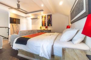 Aleesha Villas and Suites