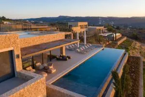 Villa Alchaca - New Magnificent Villa with Infinity Pool & Tennis - Poúlithra