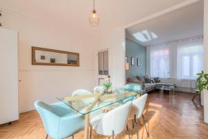 Maisons d'hotes 3 bedroom house with garden, near Lille : photos des chambres