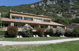 Appart'hotels Vacanceole - Le Domaine de Chames - Pont d'Arc : Studio (2 Adultes) - Vue sur Rivière