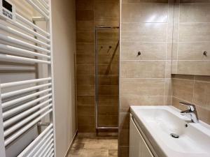 Appartements Joli T3 renove ds une villa 1900 : Appartement 2 Chambres