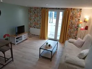 Bienvenue à l'A(mel)part ! - 贡捷堡