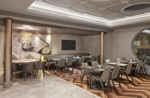 TITANIC Comfort Mitte