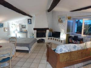 "Le charme provençal" - Studio 4 couchages classé 2 étoiles - Axelle LocAppart