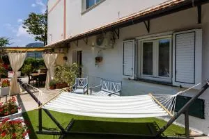 Garden House - Pianillo