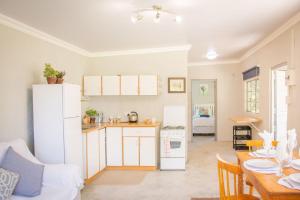 Lolambazo Country House & Cottage - Giants Castle Drakensberg