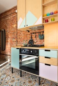 Saska Kępa Loft Style Apartment by BookingHost