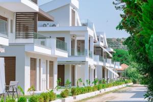 Argilos & Argilos Deluxe Residential Complexes