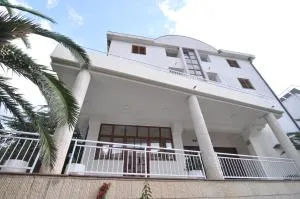 Depadans Hotela TALIA - 伊加洛