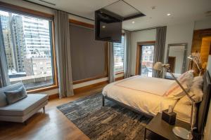 Lexington Plaza Hotel