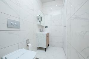 Lavender Airport Hotel