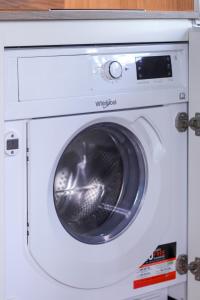 HM - Infante Riverside Apartment B