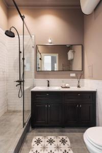 Вишукані апартаменти у історичному маєтку в парку