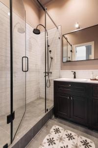 Вишукані апартаменти у історичному маєтку в парку