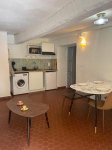 Maisons de vacances Maison de village sur Bormes les Mimosas : photos des chambres