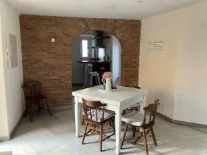 Casa Amélie - كاسلانو