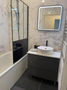 Appartements Mulhouse grand T2 -  La Fonderie -Parking gratuit : photos des chambres