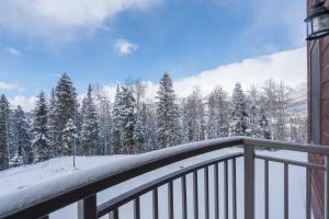 Bear Creek Lodge 212A by Alpine Lodging Telluride
