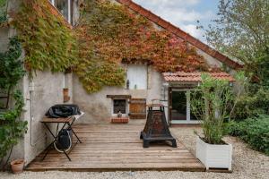 Villas Grande Maison Creuzier - Villa 3 chambres et jardin : photos des chambres