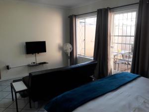 Protea Park Self Catering Guesthouse