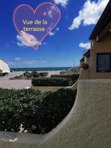 Maisons de vacances Petite maison a la plage dans residence naturiste : photos des chambres