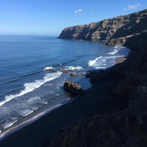 Amplio Apartamento con Vistas al Mar
