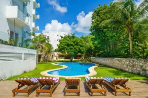 Penthouse with Private Jacuzzi - Three Bedroom