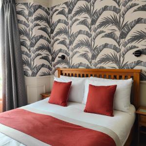 Deluxe King Room room in The Corner House