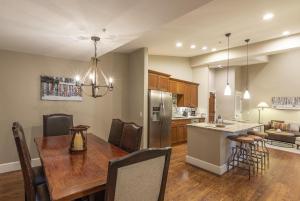 River Club 309 by Alpine Lodging Telluride