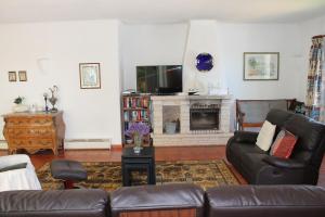 ABF18V3 Moradia qualidade e piscina,lindas v