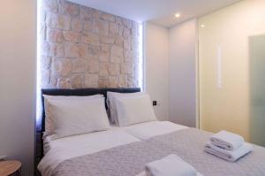 Apartments Palace Paulina in Novi Vinodolski 39469