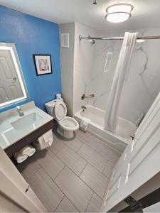 Double Room with Two Double Beds room in La Quinta Inn & Suites by Wyndham Houston Stafford Sugarland