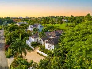 Coconut Grove 8 Luxury Villa by Island Villas - Сент-Джеймс