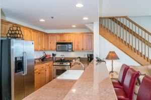 Bear Creek Lodge 409 by Alpine Lodging Telluride