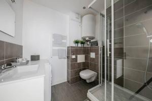 Appartements 600m Gare et 400m Gem: lit double, wifi fibre : photos des chambres