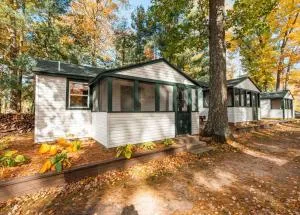 Big Blue Lake Cottages, LLC - Cottage #5 - Newaygo
