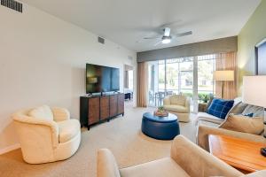 9 Mi to Beach Naples Golf Getaway with Pool Access!