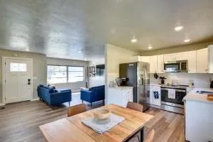 Vibrant DeLand House Near Stetson University! - Astor