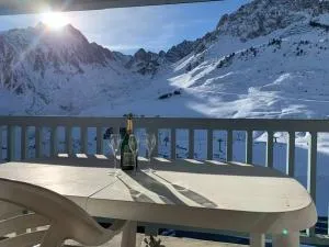 La Mongie T3 Duplex 8 personnes vue sur les pistes - 巴涅尔德比戈尔