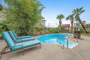 Flip Side Oasis Beach House