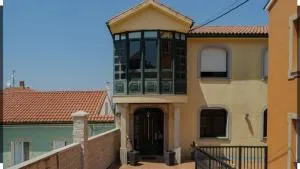 CASA MARIÑO - Linteiros