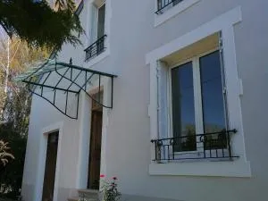 Maison Contemporaine avec Grand Jardin, Proche Moselle et Nancy, Idéale pour Pêche et Loisirs - FR-1-584-46 - Rozelieures