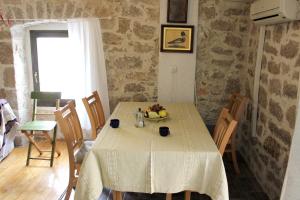 Comfortable apartment in Betina, 52 m², air-conditioned