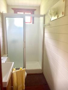 Charming House in Albion with Shared Pool