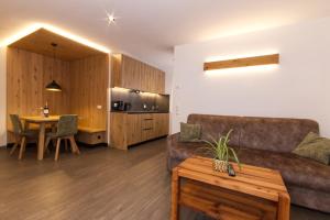 Two-Bedroom Apartment room in Pension Astoria